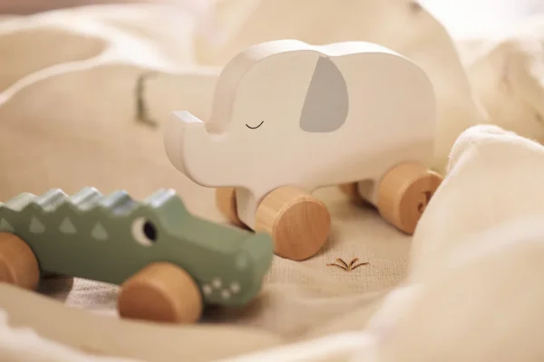 Éléphant en bois à rouler - Image 3
